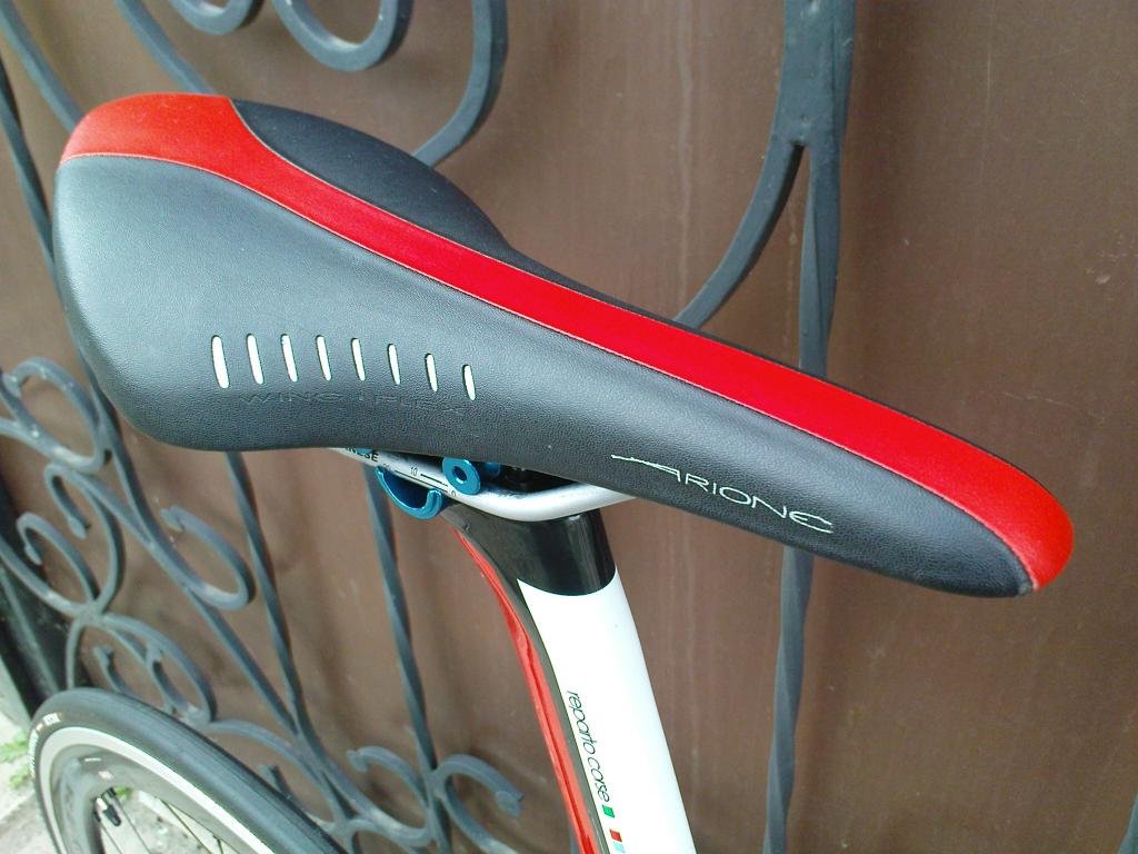 894c386b8bbf.jpg 894c386b8bbf.jpg