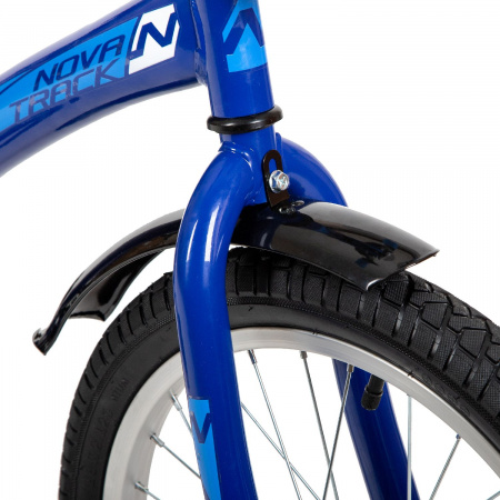 Велосипед Novatrack Strike 18" (2022) (Велосипед NOVATRACK 18" STRIKE синий, тормоз нож, крылья корот, защита А-тип)